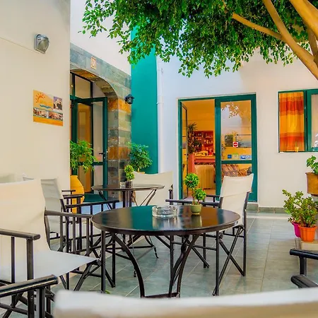 Aparthotel Golden Sun 3*